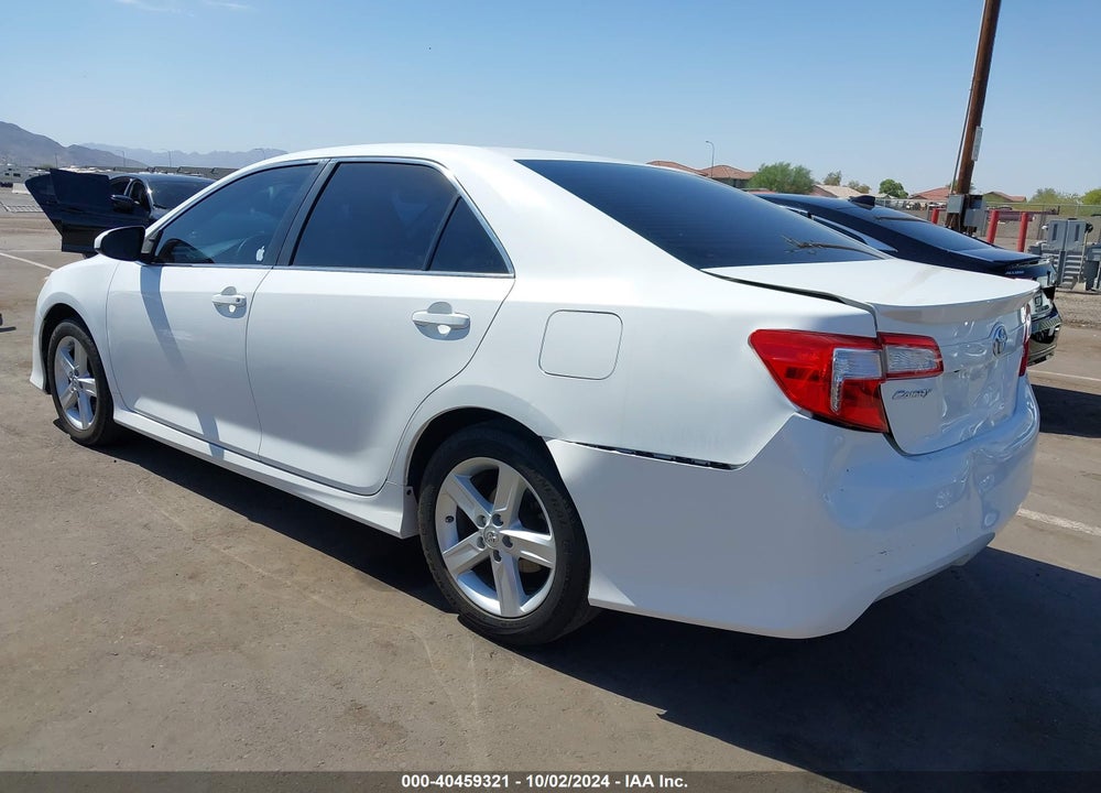 2014 TOYOTA CAMRY SE VIN: 4T1BF1FK7EU790012