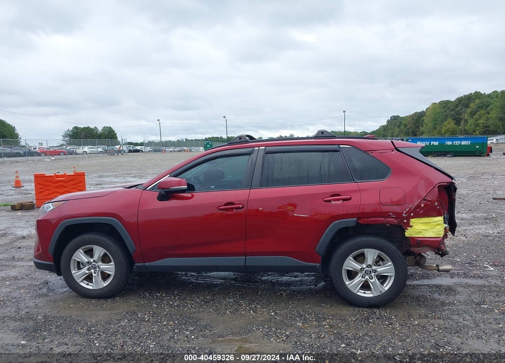 2021 TOYOTA RAV4 XLE VIN: 2T3W1RFV3MW175522