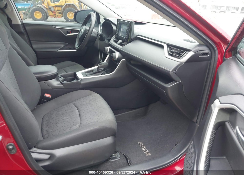 2021 TOYOTA RAV4 XLE VIN: 2T3W1RFV3MW175522