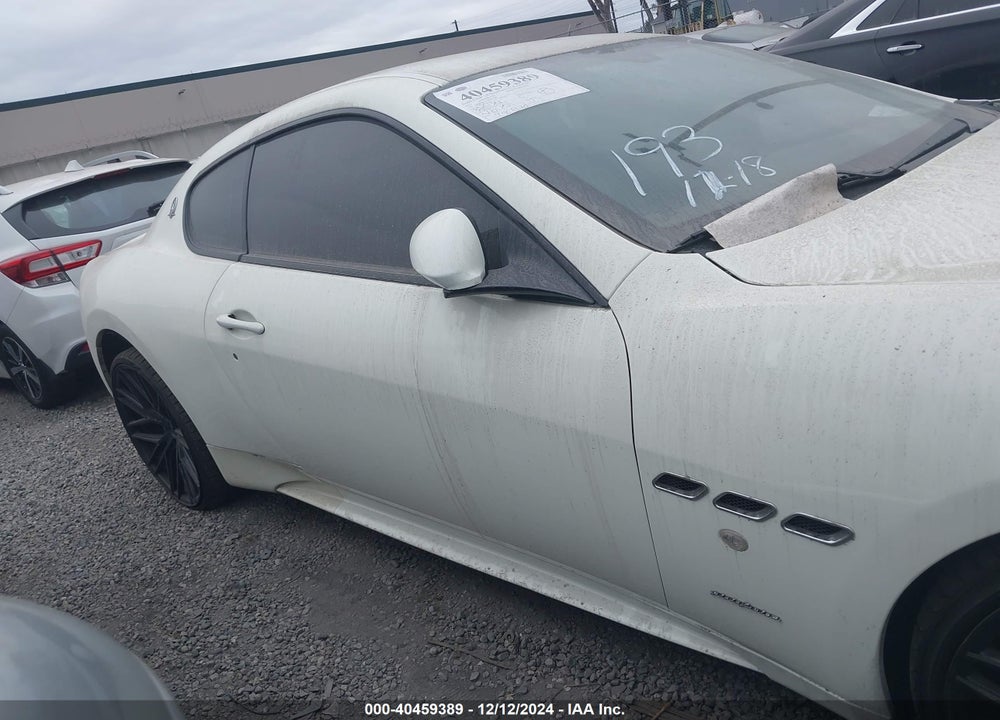 2011 MASERATI GRANTURISMO S AUTOMATIC VIN: ZAM45KLA3B0055088