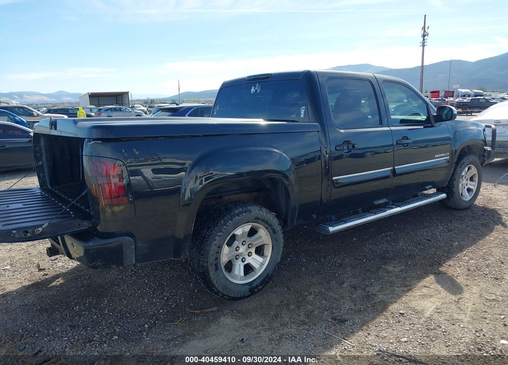 2007 GMC SIERRA 1500 DENALI VIN: 2GTEK638271673696