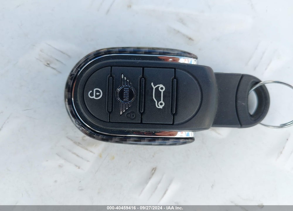 2020 MINI HARDTOP COOPER S VIN: WMWXU9C05L2L81563