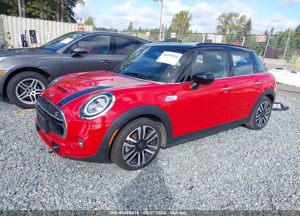 2020 MINI HARDTOP COOPER S VIN: WMWXU9C05L2L81563