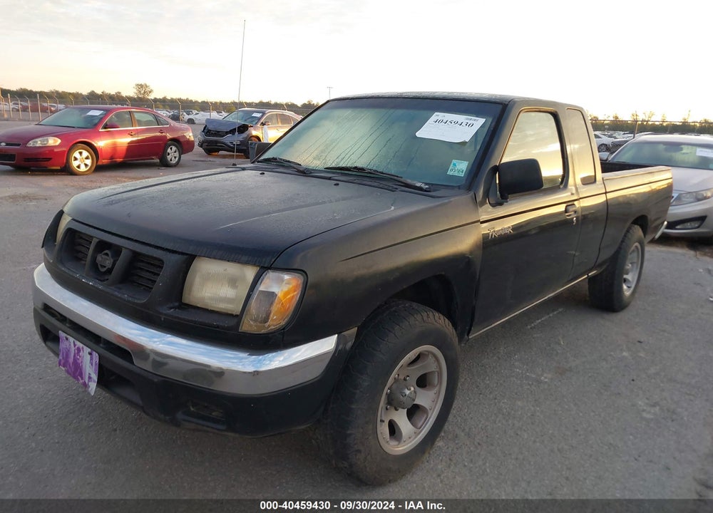 2000 NISSAN FRONTIER XE VIN: 1N6DD26S1YC303046
