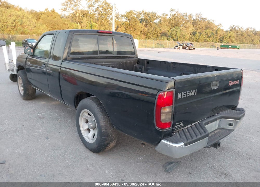 2000 NISSAN FRONTIER XE VIN: 1N6DD26S1YC303046