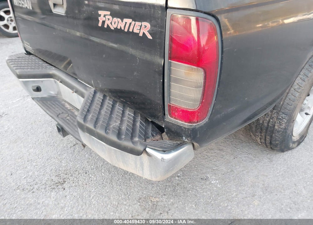 2000 NISSAN FRONTIER XE VIN: 1N6DD26S1YC303046