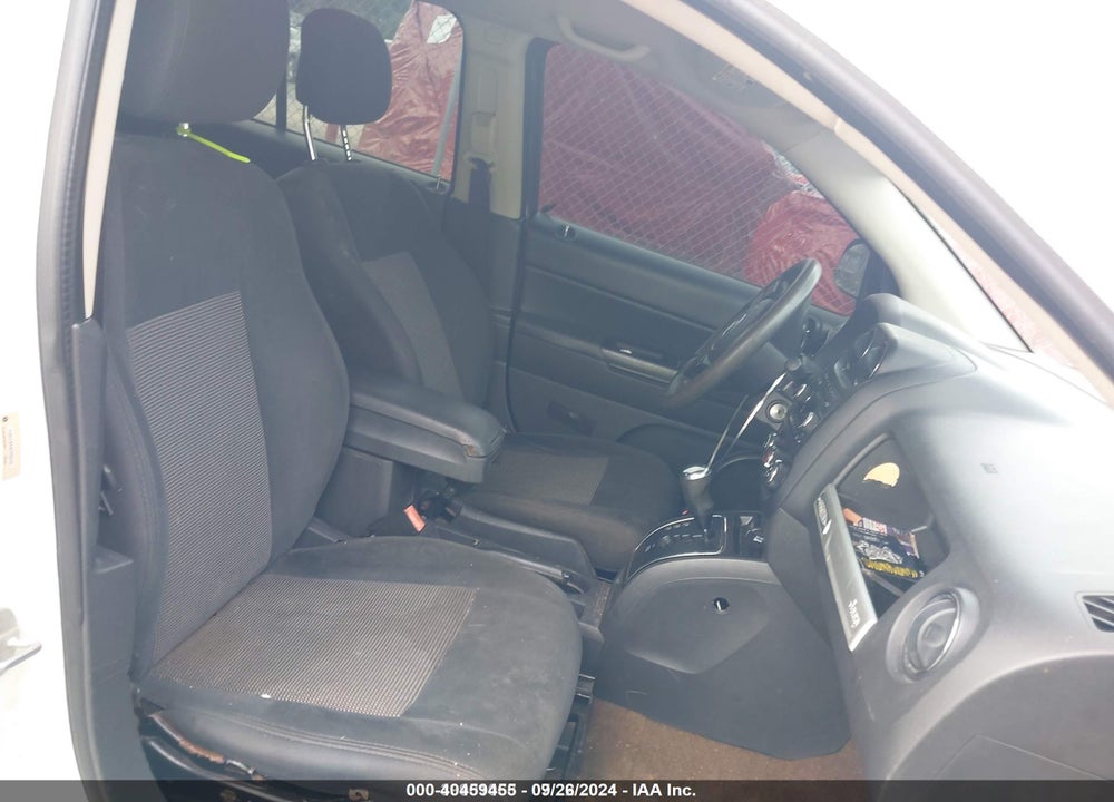 2014 JEEP COMPASS SPORT VIN: 1C4NJCBA4ED594120