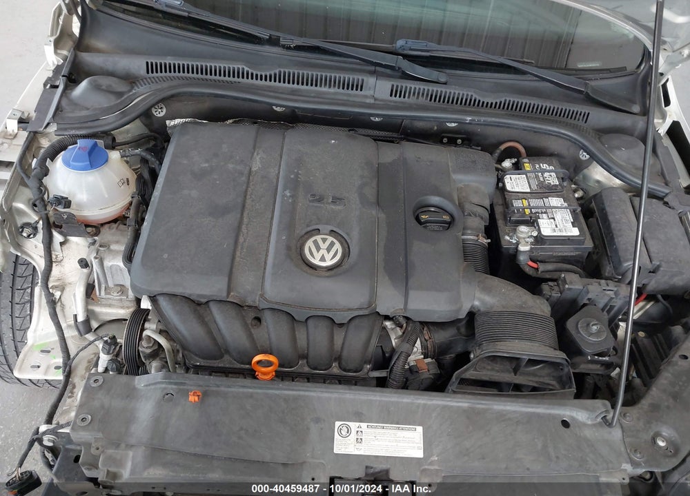 2012 VOLKSWAGEN JETTA 2.5L SE VIN: 3VWDP7AJ2CM332713