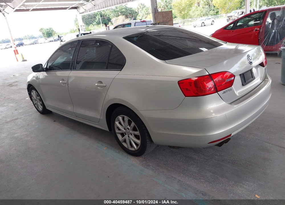 2012 VOLKSWAGEN JETTA 2.5L SE VIN: 3VWDP7AJ2CM332713