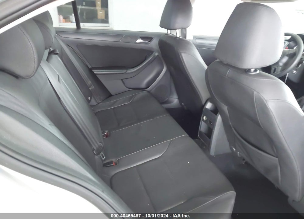 2012 VOLKSWAGEN JETTA 2.5L SE VIN: 3VWDP7AJ2CM332713