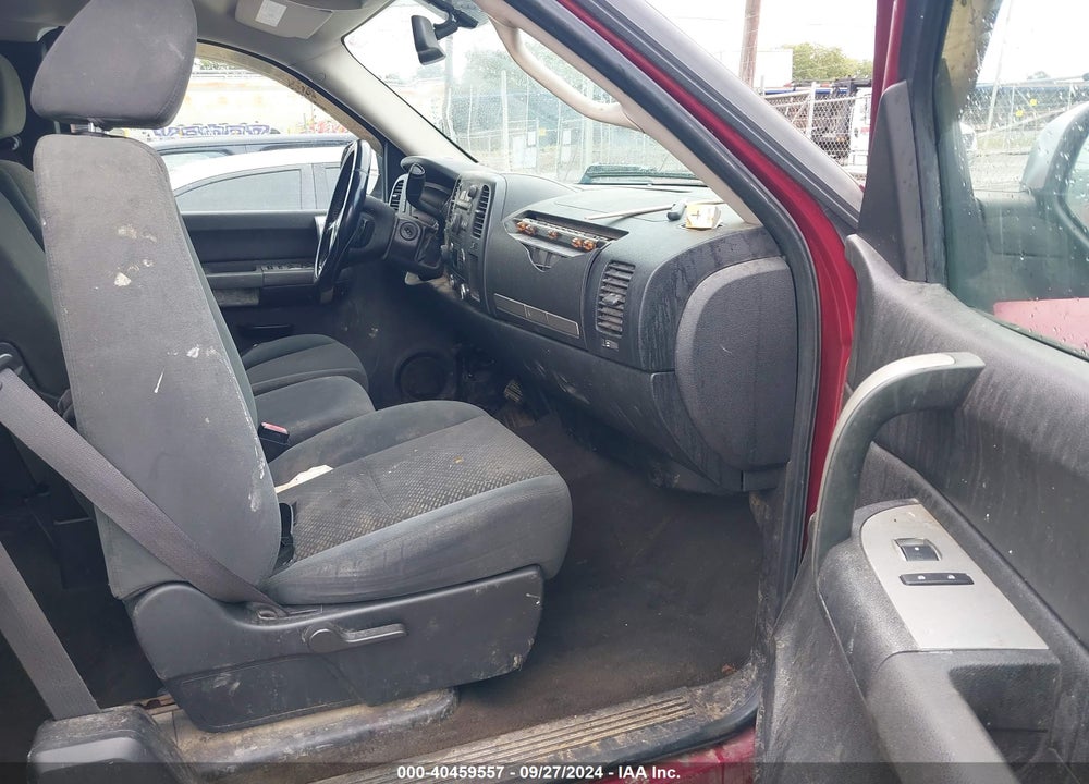 2007 CHEVROLET SILVERADO 1500 LT1 VIN: 2GCEK19C571645048