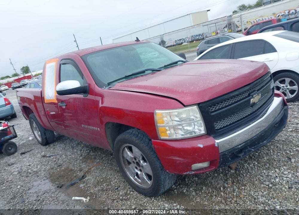 2007 CHEVROLET SILVERADO 1500 LT1 VIN: 2GCEK19C571645048