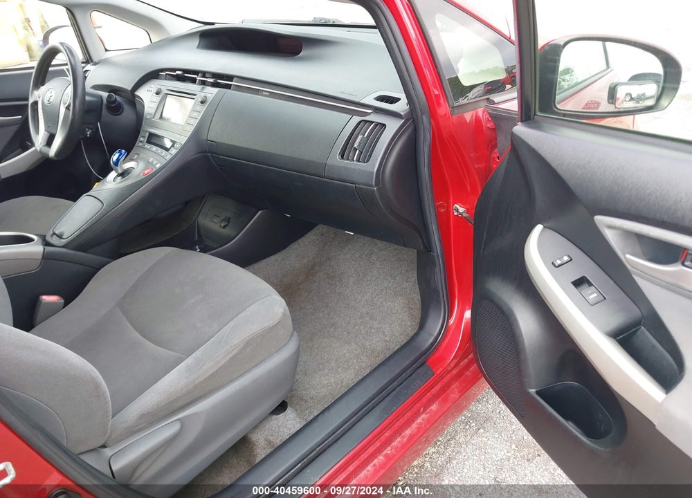 2015 TOYOTA PRIUS TWO VIN: JTDKN3DU0F0460891