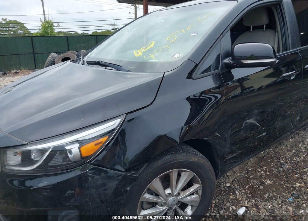 2018 KIA SEDONA L VIN: KNDMA5C12J6389898