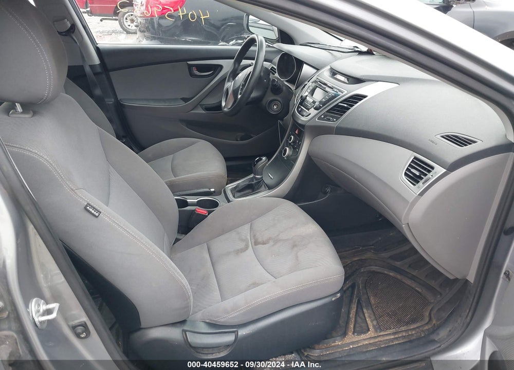 2014 HYUNDAI ELANTRA SE VIN: KMHDH4AE0EU215868
