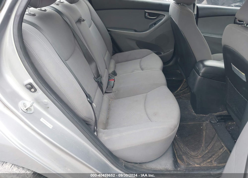 2014 HYUNDAI ELANTRA SE VIN: KMHDH4AE0EU215868