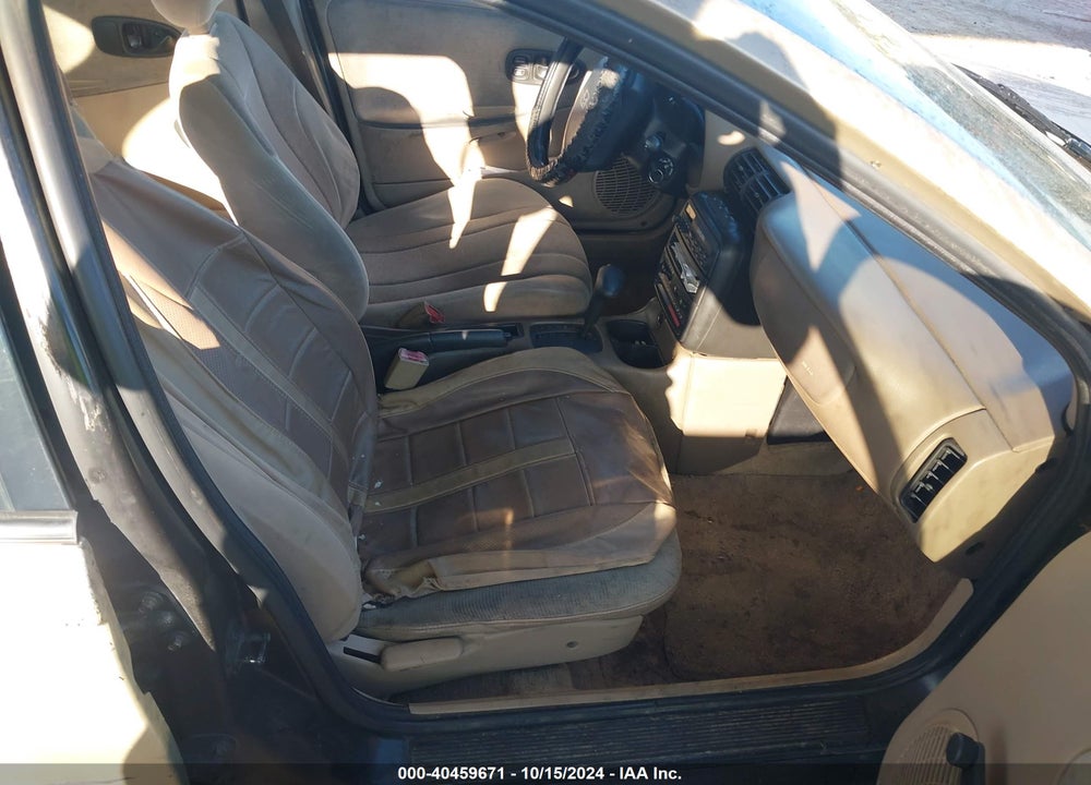 1999 SATURN SL1 VIN: 1G8ZH5287XZ129529