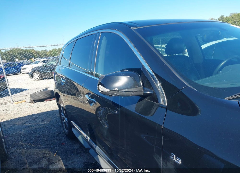 2016 INFINITI QX60 VIN: 5N1AL0MN8GC511039