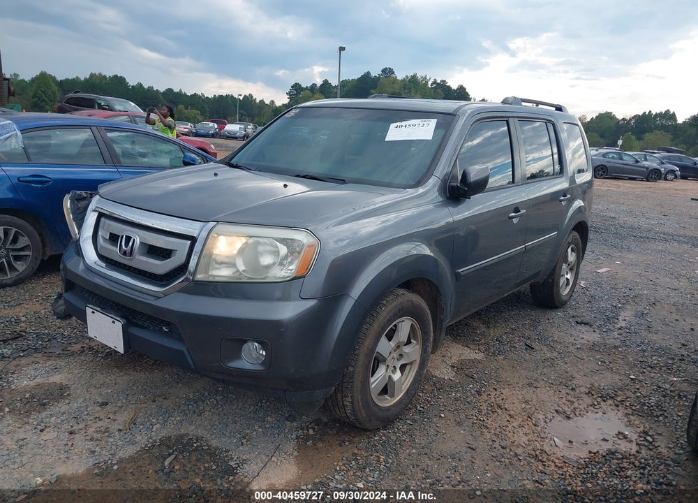 2011 HONDA PILOT EX-L VIN: 5FNYF4H58BB047564