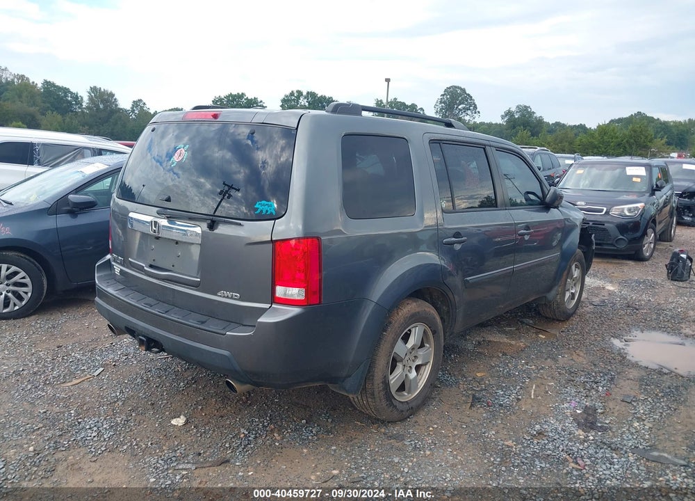 2011 HONDA PILOT EX-L VIN: 5FNYF4H58BB047564