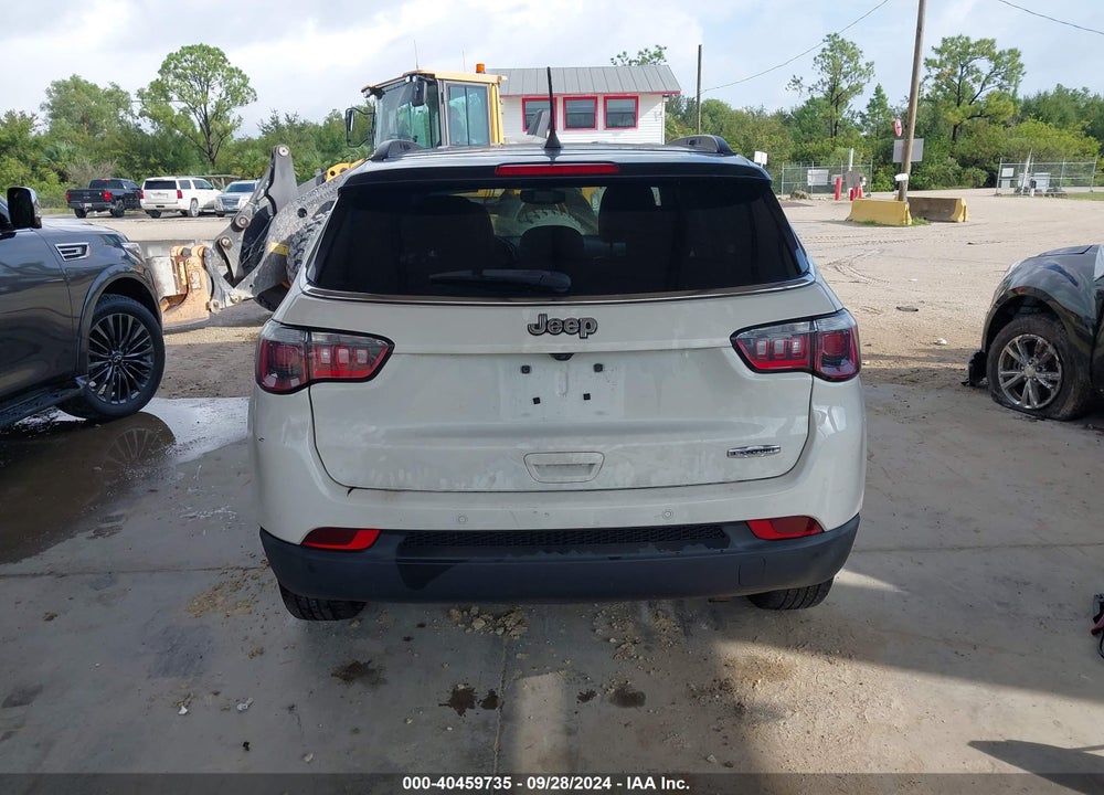 2018 JEEP COMPASS LATITUDE FWD VIN: 3C4NJCBB1JT268014