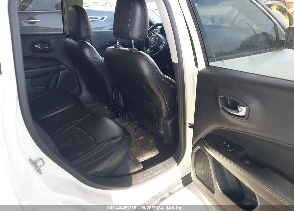 2018 JEEP COMPASS LATITUDE FWD VIN: 3C4NJCBB1JT268014