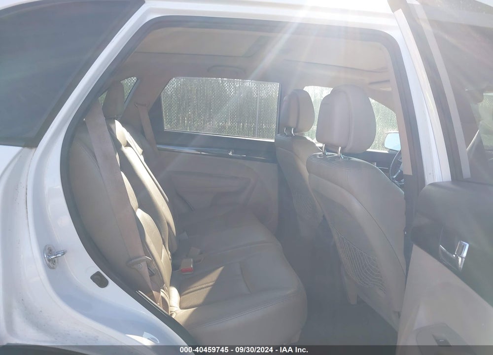 2011 KIA SORENTO EX V6 VIN: 5XYKU4A21BG045420
