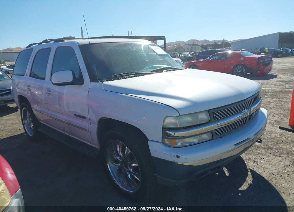 2001 CHEVROLET TAHOE LT VIN: 1GNEC13TX1R157032