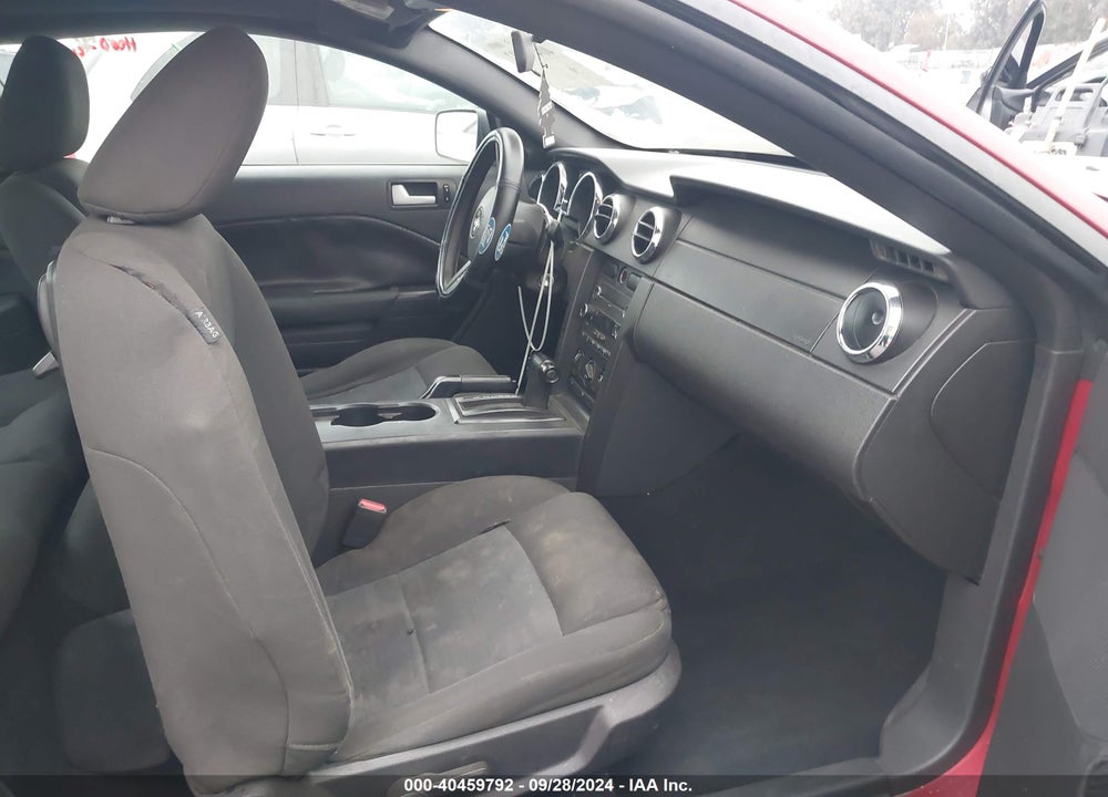 2008 FORD MUSTANG V6 DELUXE/V6 PREMIUM VIN: 1ZVHT80N385129379
