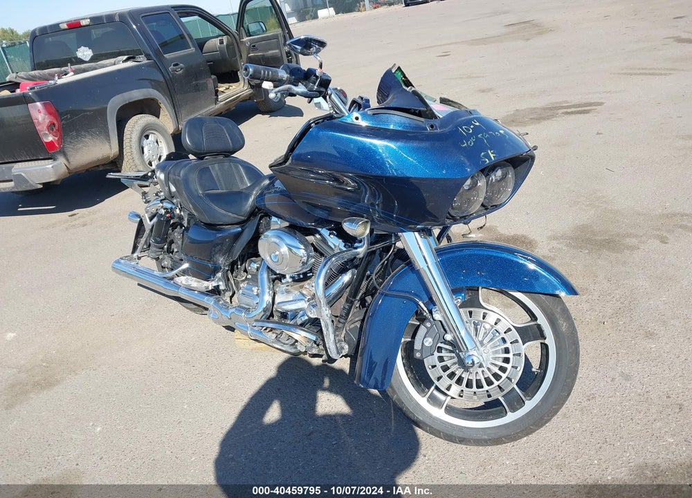 2012 HARLEY-DAVIDSON FLTRX ROAD GLIDE CUSTOM VIN: 1HD1KHM11CB605832