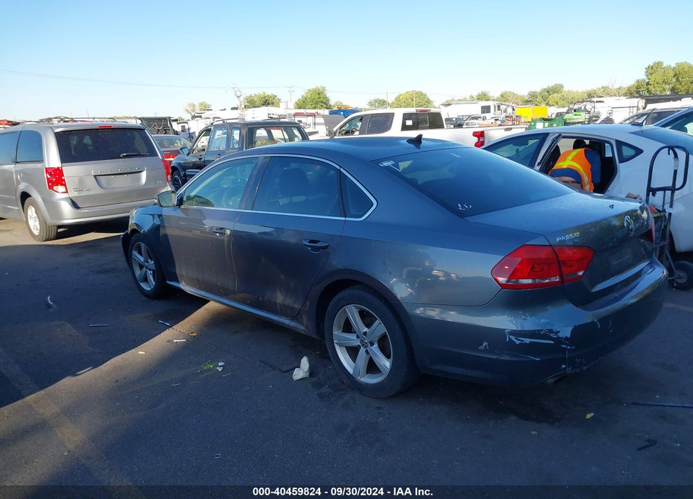 2012 VOLKSWAGEN PASSAT 2.5L SE VIN: 1VWBH7A30CC109903