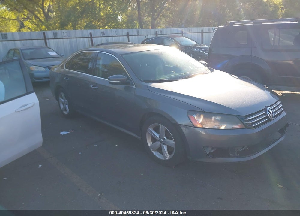 2012 VOLKSWAGEN PASSAT 2.5L SE VIN: 1VWBH7A30CC109903