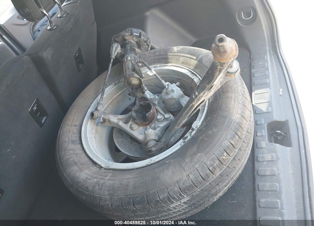 2019 CHEVROLET EQUINOX LT VIN: 2GNAXKEV6K6101903