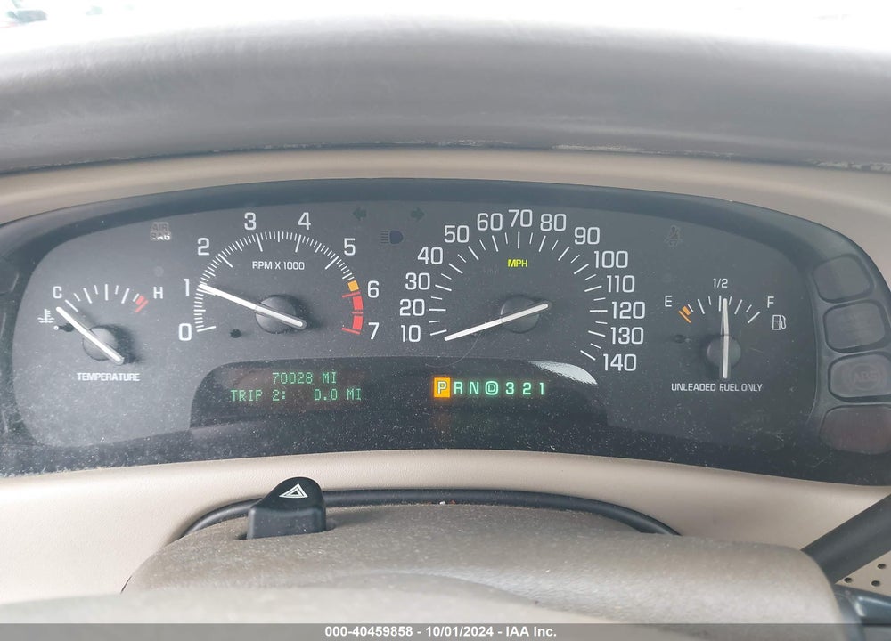 2002 BUICK PARK AVENUE ULTRA VIN: 1G4CU541X24230086
