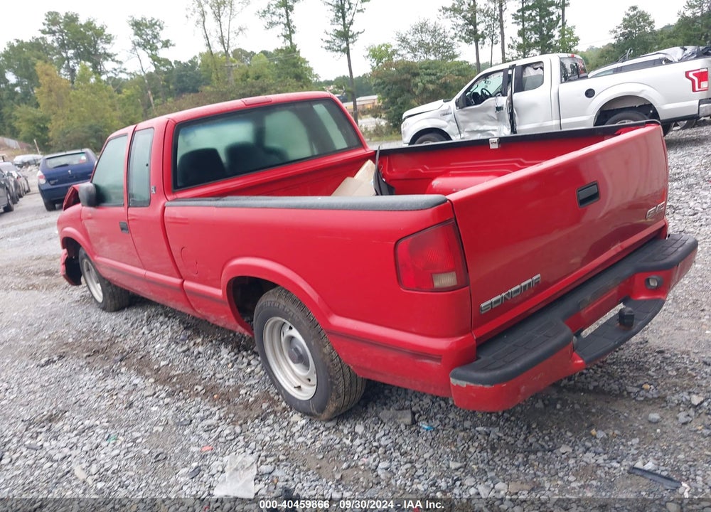 2003 GMC SONOMA SL VIN: 1GTCS19X038209645