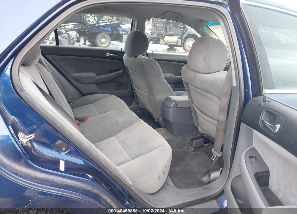 2005 HONDA ACCORD 2.4 LX VIN: 1HGCM56405A059917