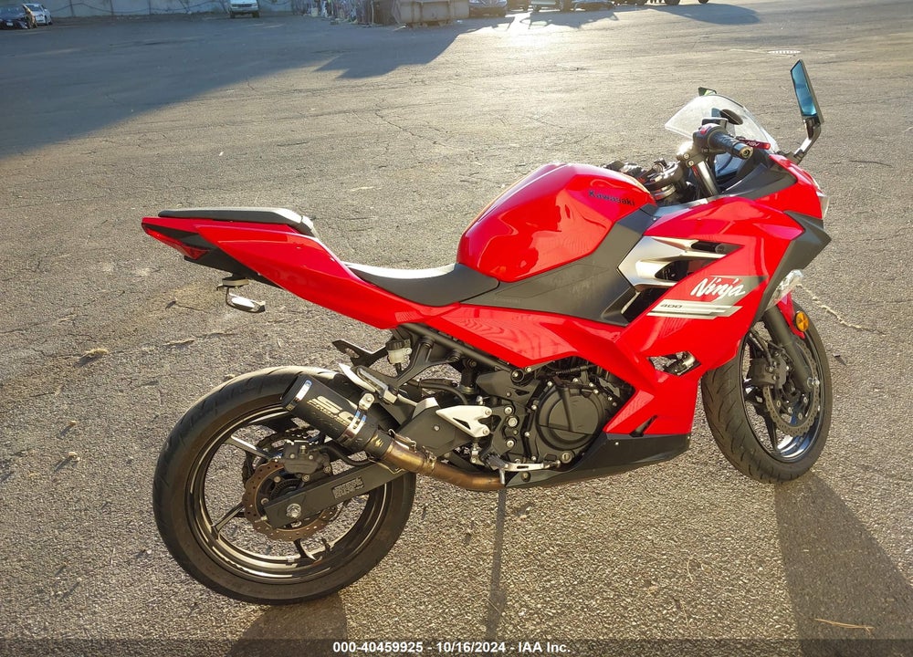 2021 KAWASAKI EX400 VIN: JKAEXKG16MDAA4444