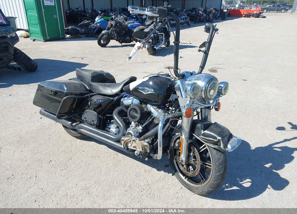 2022 HARLEY-DAVIDSON FLHR VIN: 1HD1FBC19NB615885