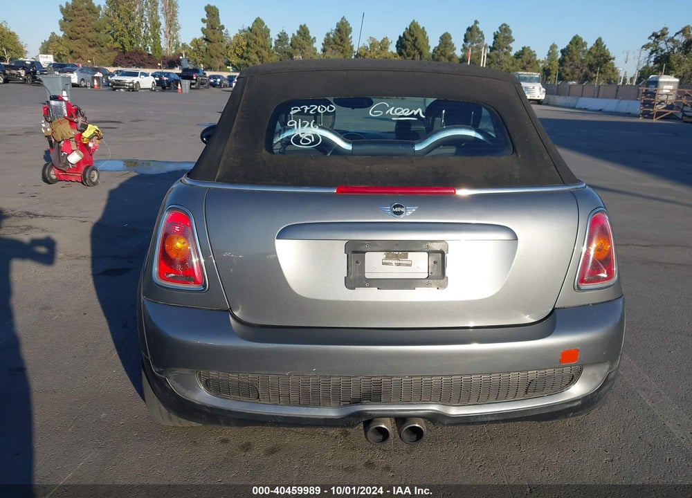2009 MINI COOPER S VIN: WMWMS33579TG88448