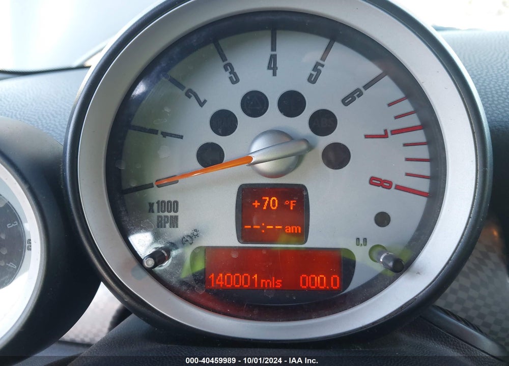 2009 MINI COOPER S VIN: WMWMS33579TG88448