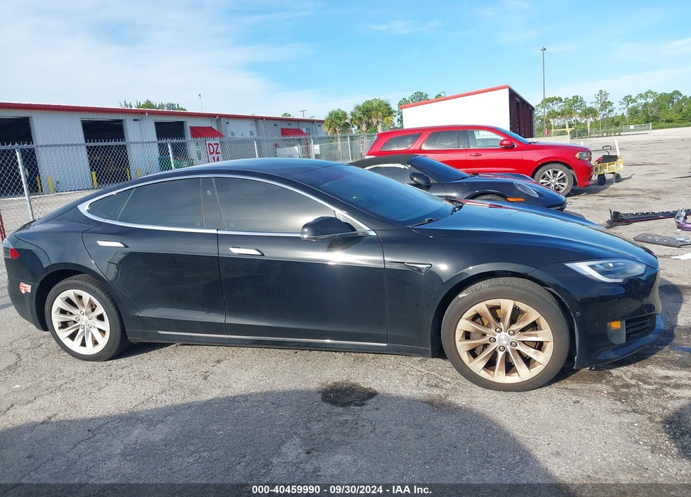 2017 TESLA MODEL S 60/75 VIN: 5YJSA1E18HF203213