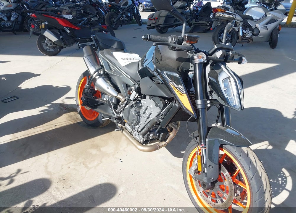 2020 KTM 790 DUKE VIN: VBKTU6400LM777031