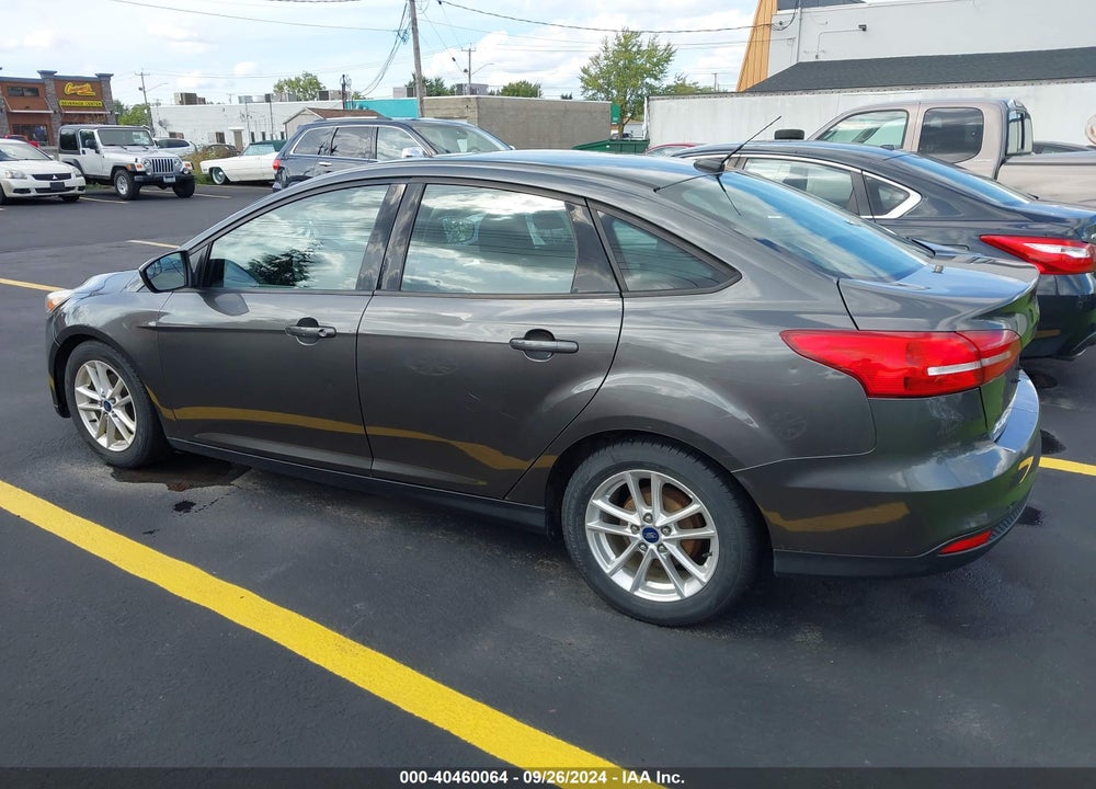 2015 FORD FOCUS SE VIN: 1FADP3F27FL242496