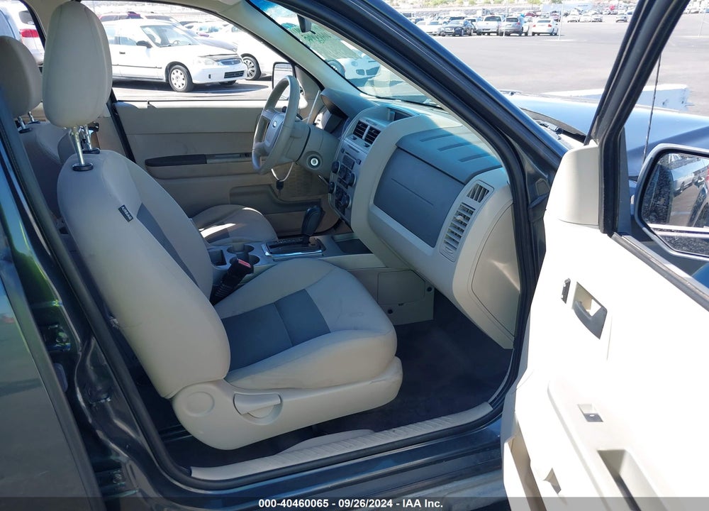 2008 FORD ESCAPE XLT VIN: 1FMCU03168KE59616