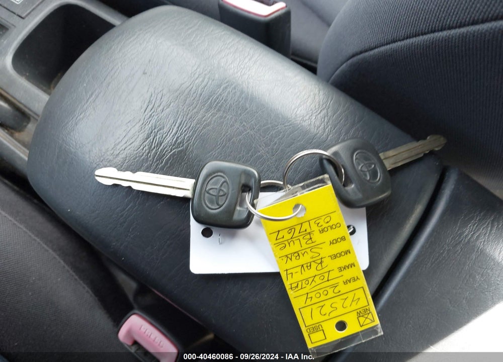 2004 TOYOTA RAV4 VIN: JTEGD20VX40031767