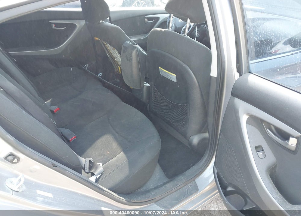 2015 HYUNDAI ELANTRA SE VIN: KMHDH4AE4FU354774