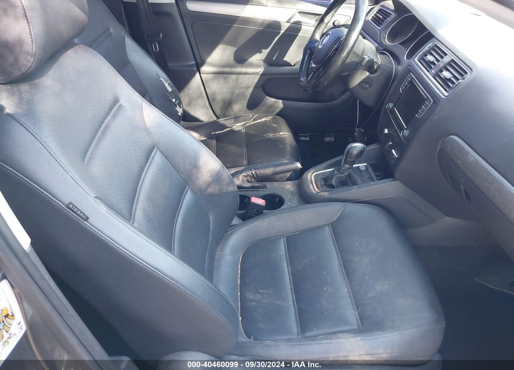 2017 VOLKSWAGEN JETTA 1.4T SE VIN: 3VWDB7AJXHM297487