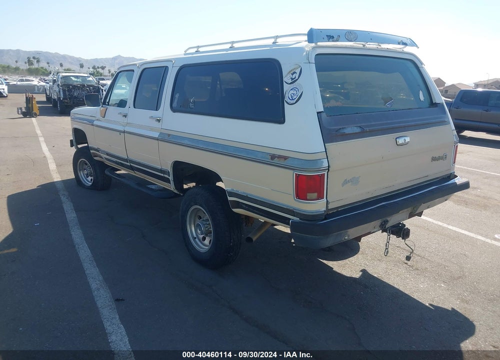 1990 CHEVROLET SUBURBAN V2500 VIN: 1GBGV26K1LF149284