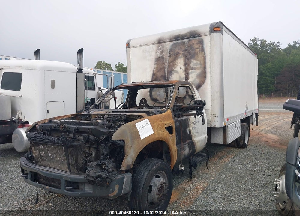 2008 FORD F-550 CHASSIS XL/XLT VIN: 1FDAF56R88ED43851