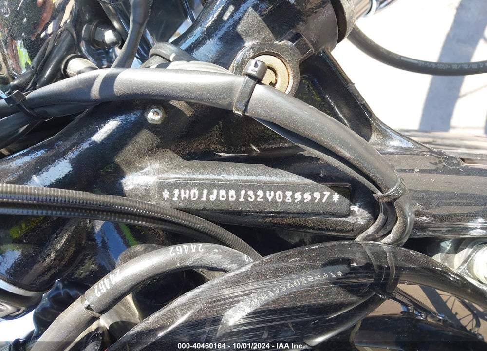 2002 HARLEY-DAVIDSON FXSTDI VIN: 1HD1JBB132Y085597